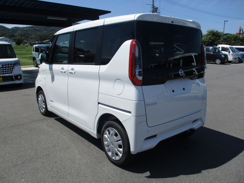 ニッサン ルークス 8枚目