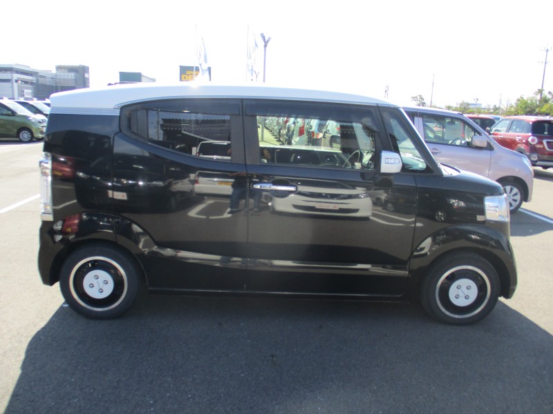ホンダ N BOXスラッシュ 2枚目