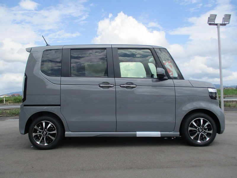ホンダ N BOX 4枚目