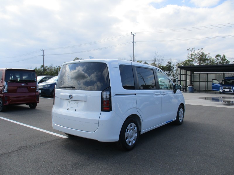 ホンダ フリード 4枚目