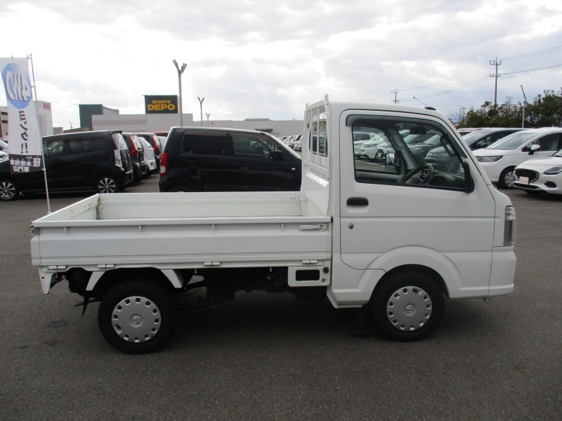 ニッサン NT100クリッパー 3枚目