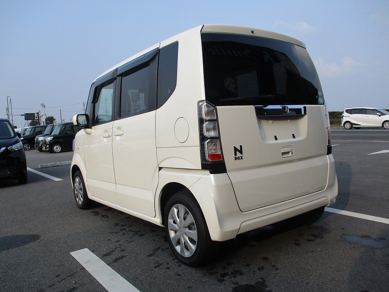 ホンダ N BOX 9枚目
