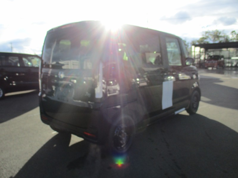 ホンダ N BOX 4枚目
