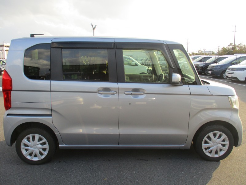 ホンダ N BOX 3枚目
