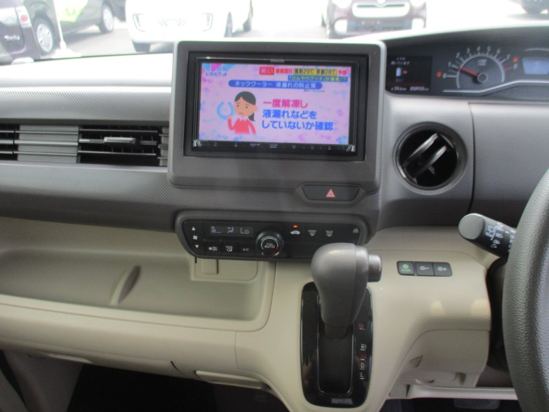 ホンダ N BOX 15枚目
