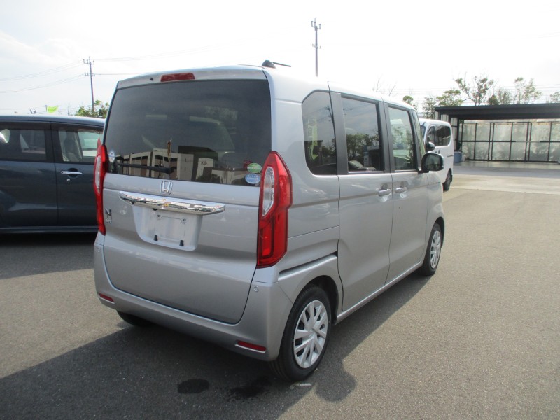 ホンダ N BOX 4枚目