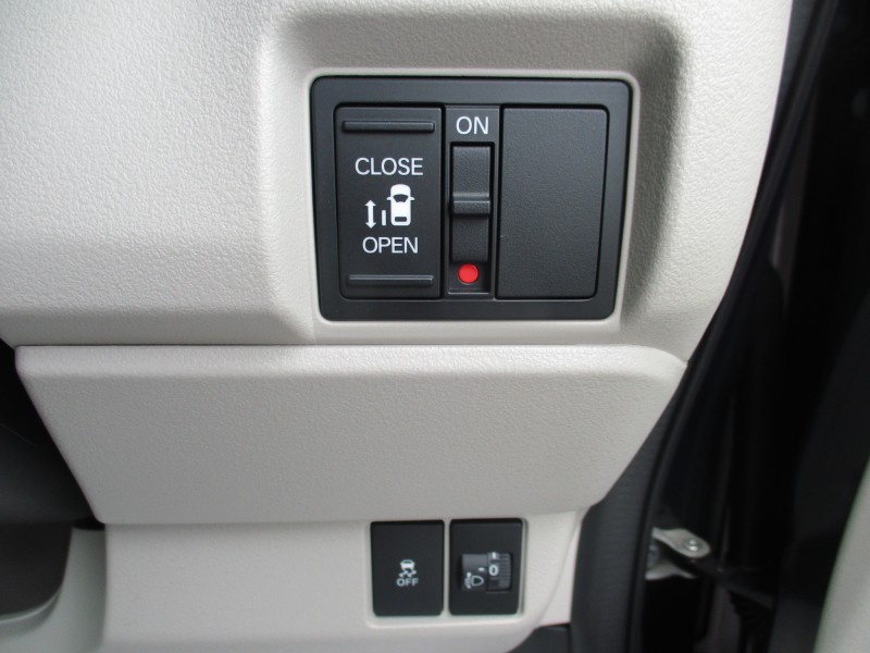 ホンダ N BOX 13枚目
