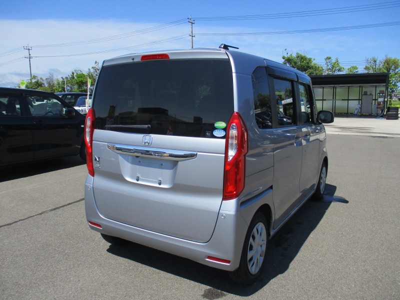 ホンダ N BOX 3枚目