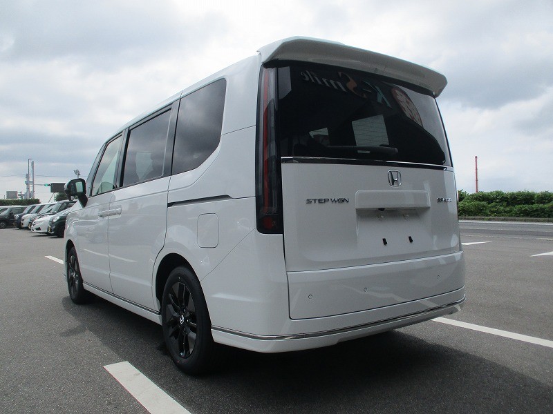 ホンダ ステップワゴンスパーダ 10枚目