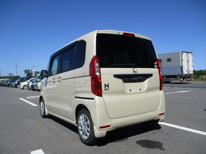 ホンダ N BOX 10枚目