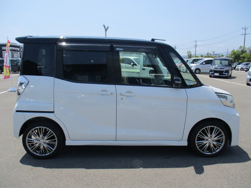 ニッサン デイズルークス 3枚目