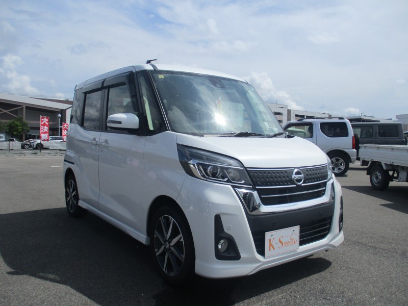 ニッサン デイズルークス 2枚目