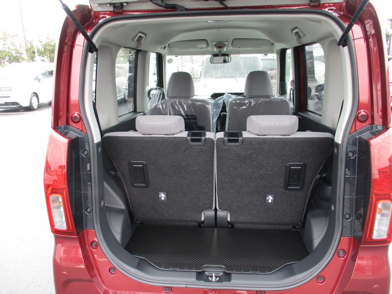 ダイハツ タント 9枚目