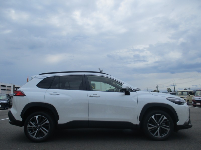 トヨタ カローラクロス 3枚目