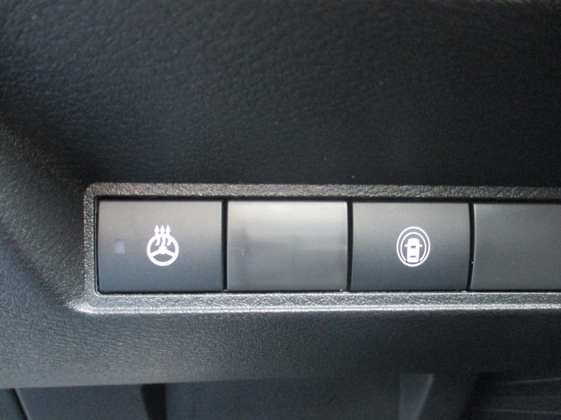 ニッサン ノートオーラ 14枚目