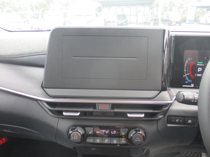 ニッサン ノートオーラ 17枚目