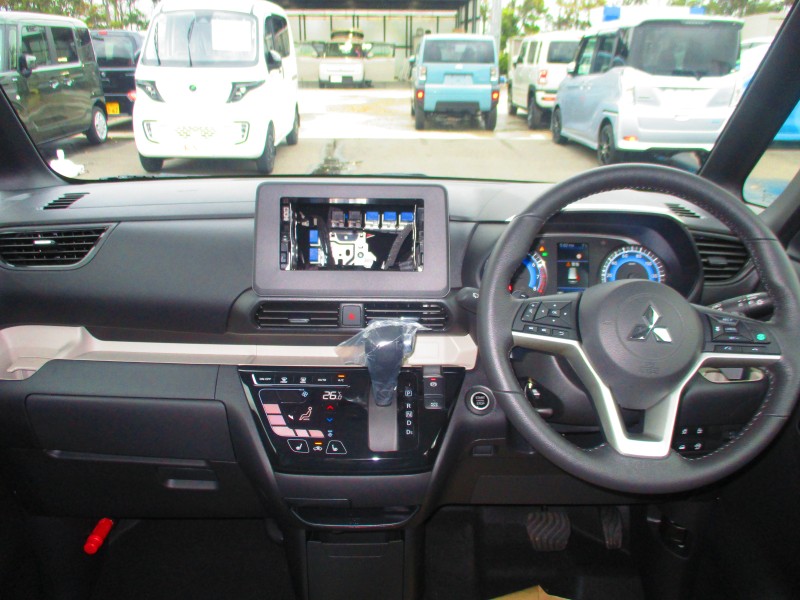 三菱 デリカミニ 12枚目