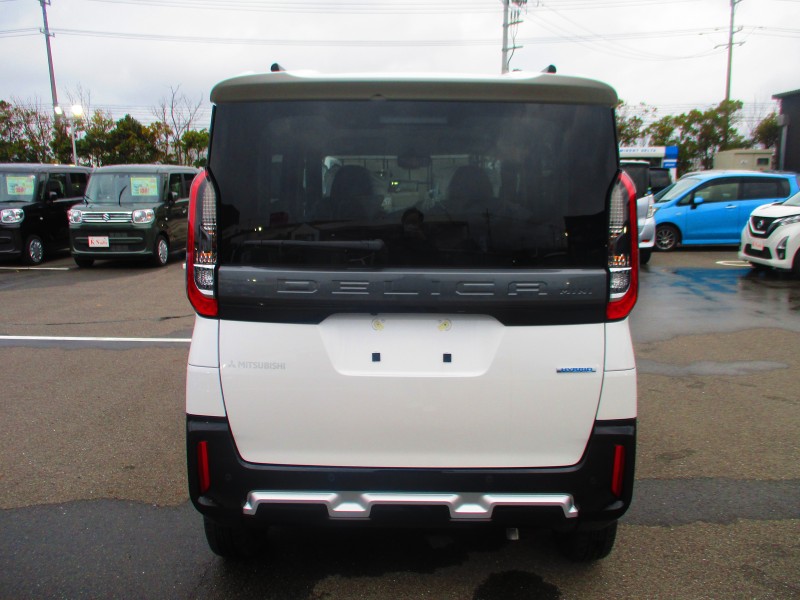 三菱 デリカミニ 5枚目