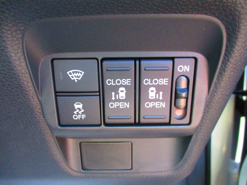 ホンダ フリード 13枚目