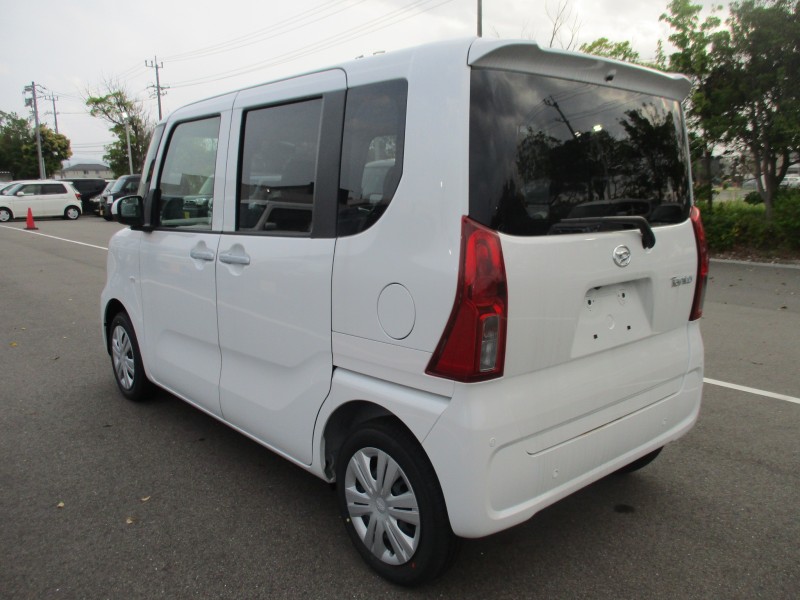 ダイハツ タント 6枚目