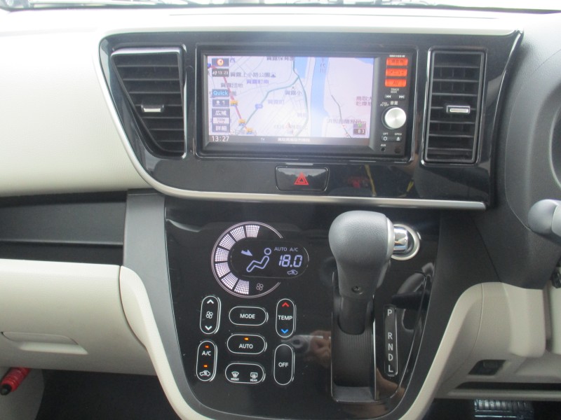 ニッサン デイズルークス 13枚目