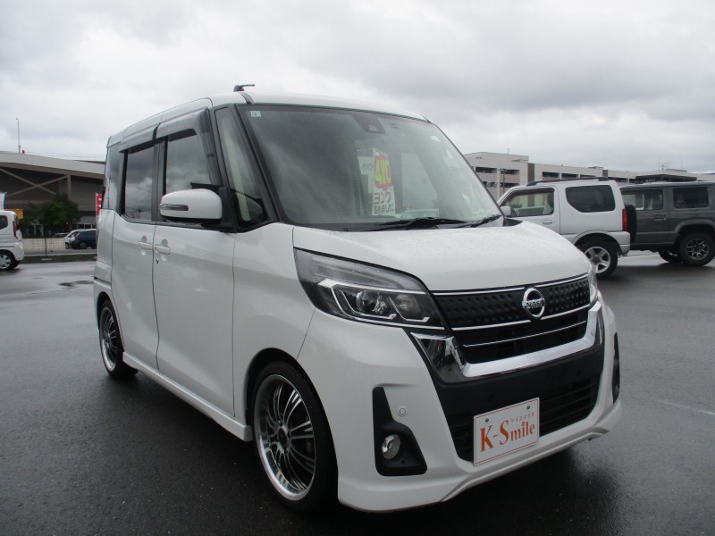 ニッサン デイズルークス 2枚目