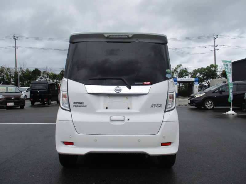 ニッサン デイズルークス 5枚目