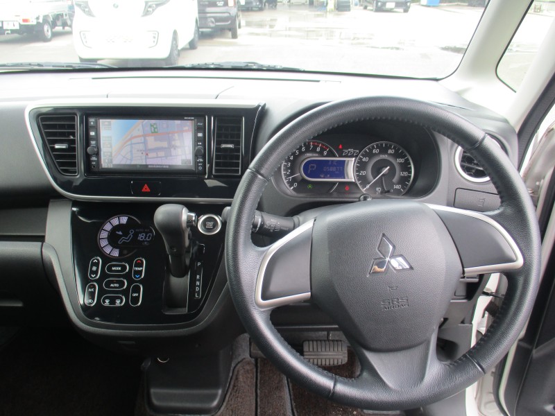 三菱 eKスペース 12枚目