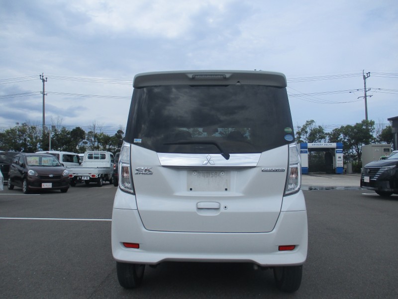 三菱 eKスペース 5枚目