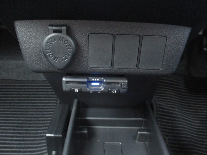 ダイハツ ミライース 18枚目