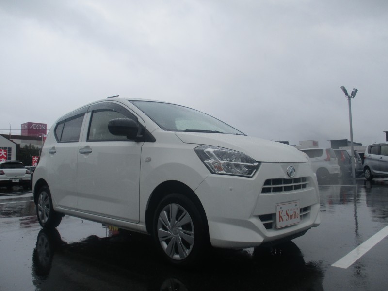 ダイハツ ミライース 2枚目