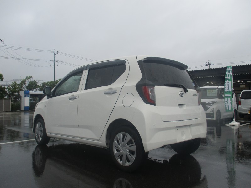 ダイハツ ミライース 6枚目