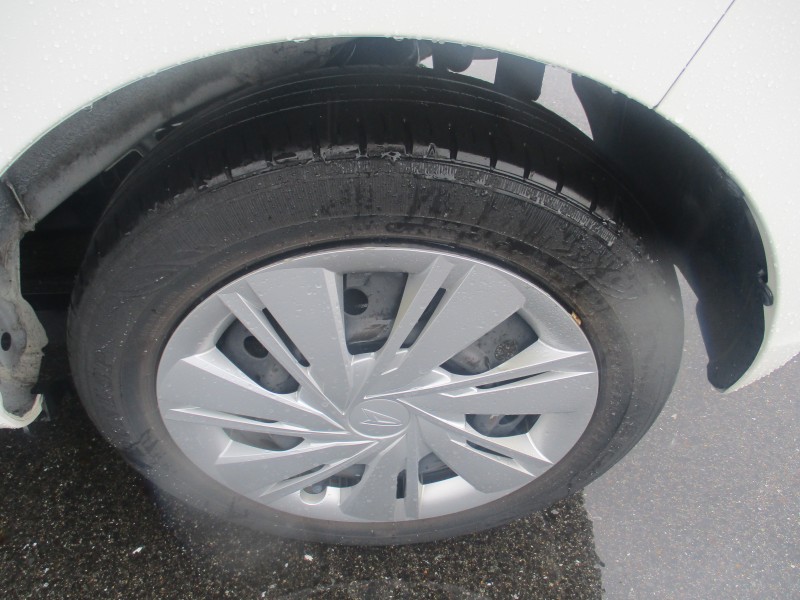 ダイハツ ミライース 8枚目