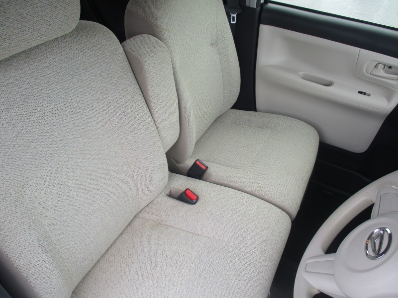 ダイハツ ムーヴキャンバス 11枚目