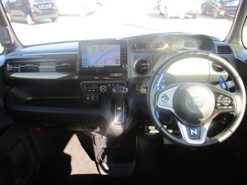 ホンダ N BOX 12枚目