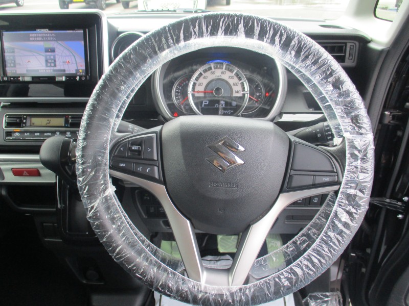 スズキ スペーシア 15枚目