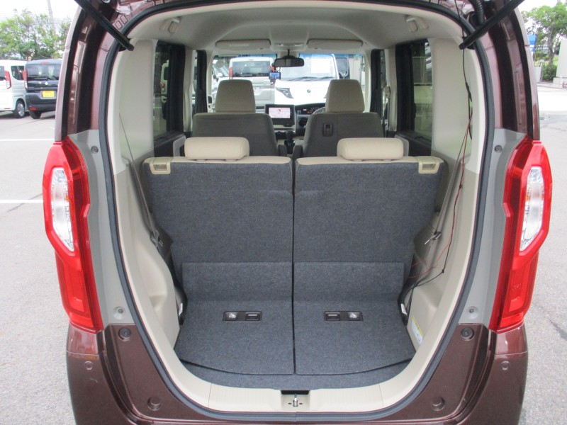 ホンダ N BOX 9枚目