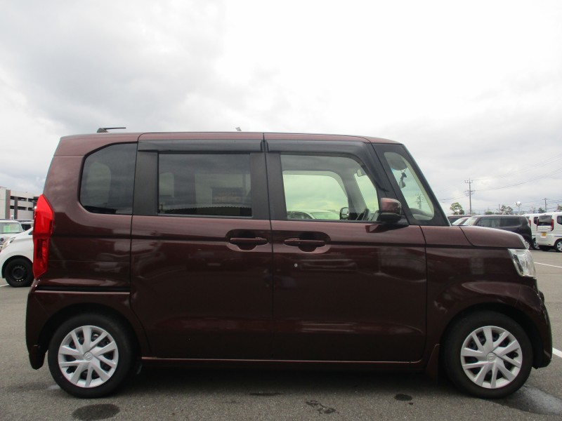 ホンダ N BOX 3枚目