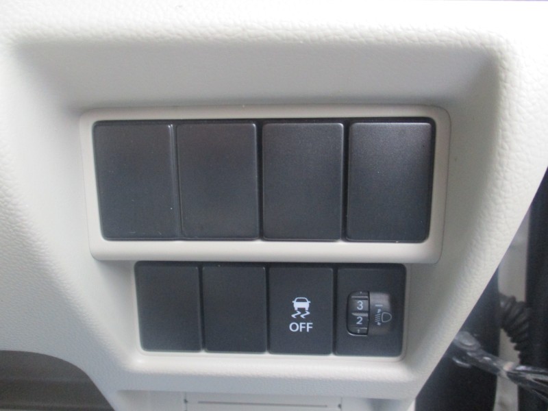 スズキ ワゴンR 13枚目