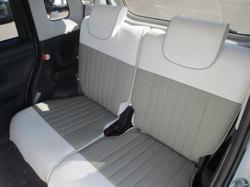 ダイハツ ムーヴキャンバス 10枚目