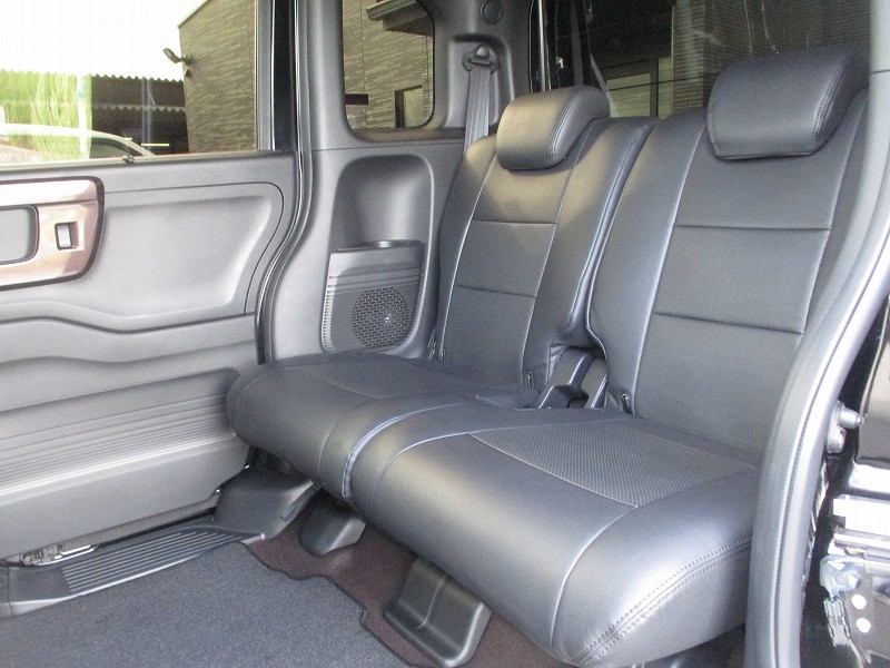 ホンダ N BOX 13枚目