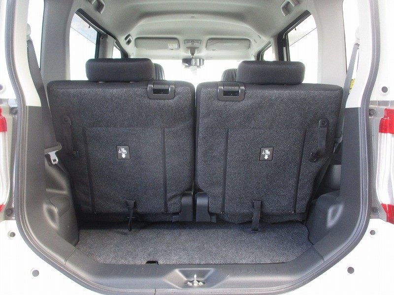 ダイハツ タント 8枚目