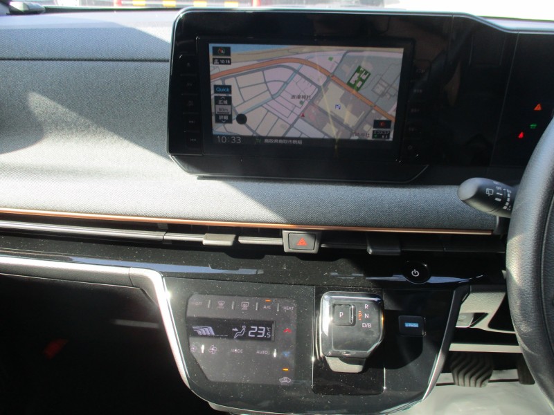 ニッサン サクラ 13枚目