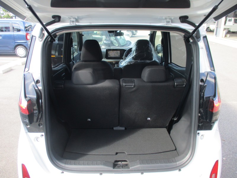 ニッサン サクラ 7枚目