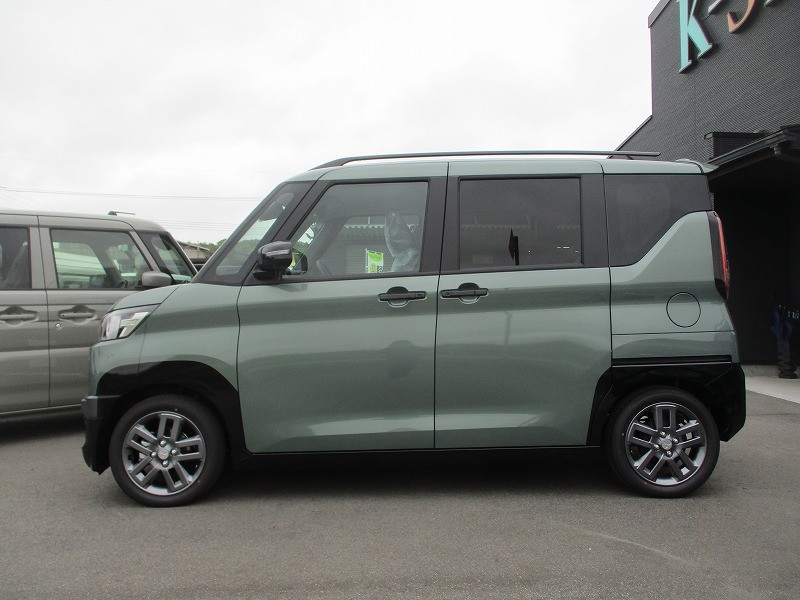 三菱 デリカミニ 11枚目