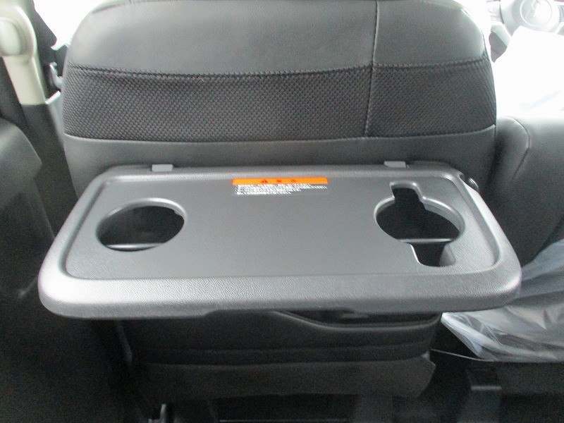 三菱 デリカミニ 14枚目