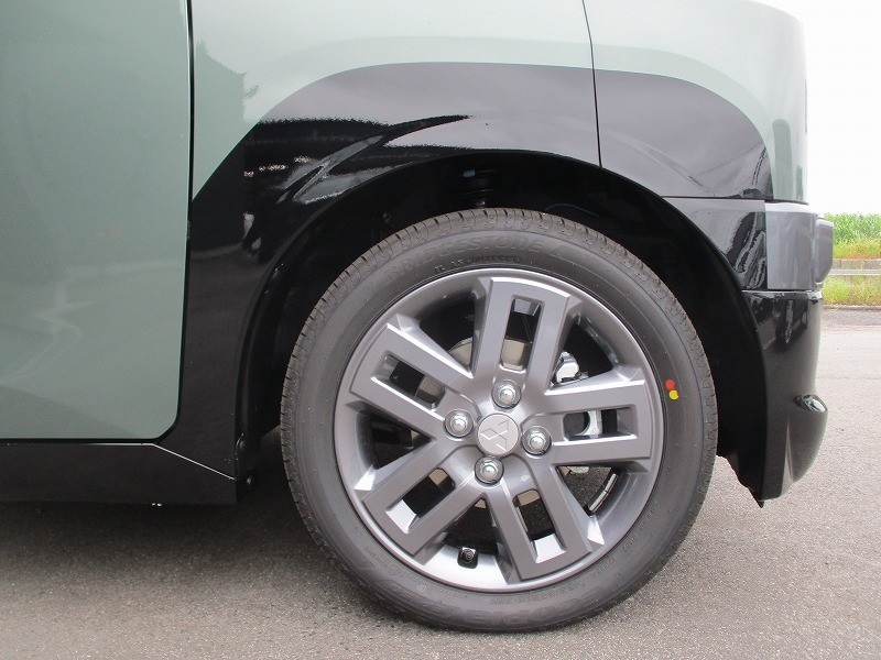 三菱 デリカミニ 1枚目