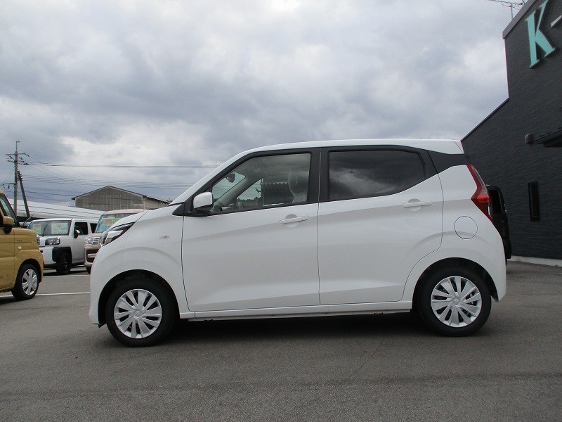 三菱 eKワゴン 11枚目