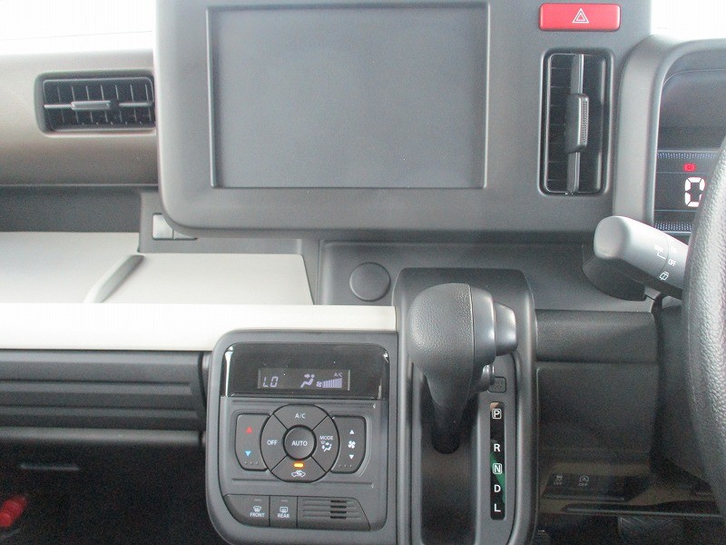 スズキ スペーシア 14枚目