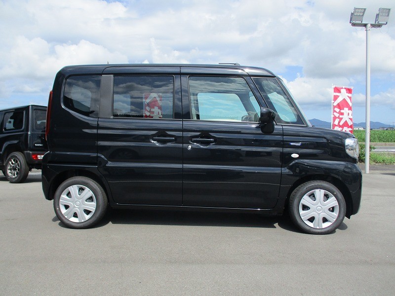 スズキ スペーシア 4枚目